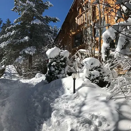 Chalet Pomme De Pin 5 Chambres 12 A 14 Personnes Panzió Formiguères
